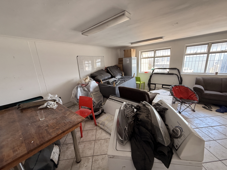 To Let commercial Property for Rent in Beaconvale Western Cape